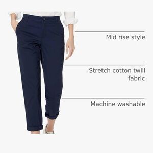 Amazon Essentials Women's Navy Crop Pants